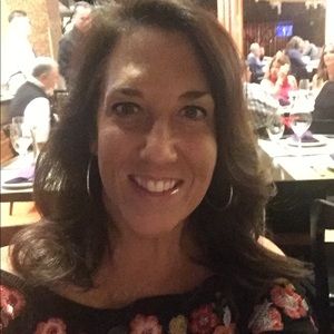 Meet your Posher, Joyce